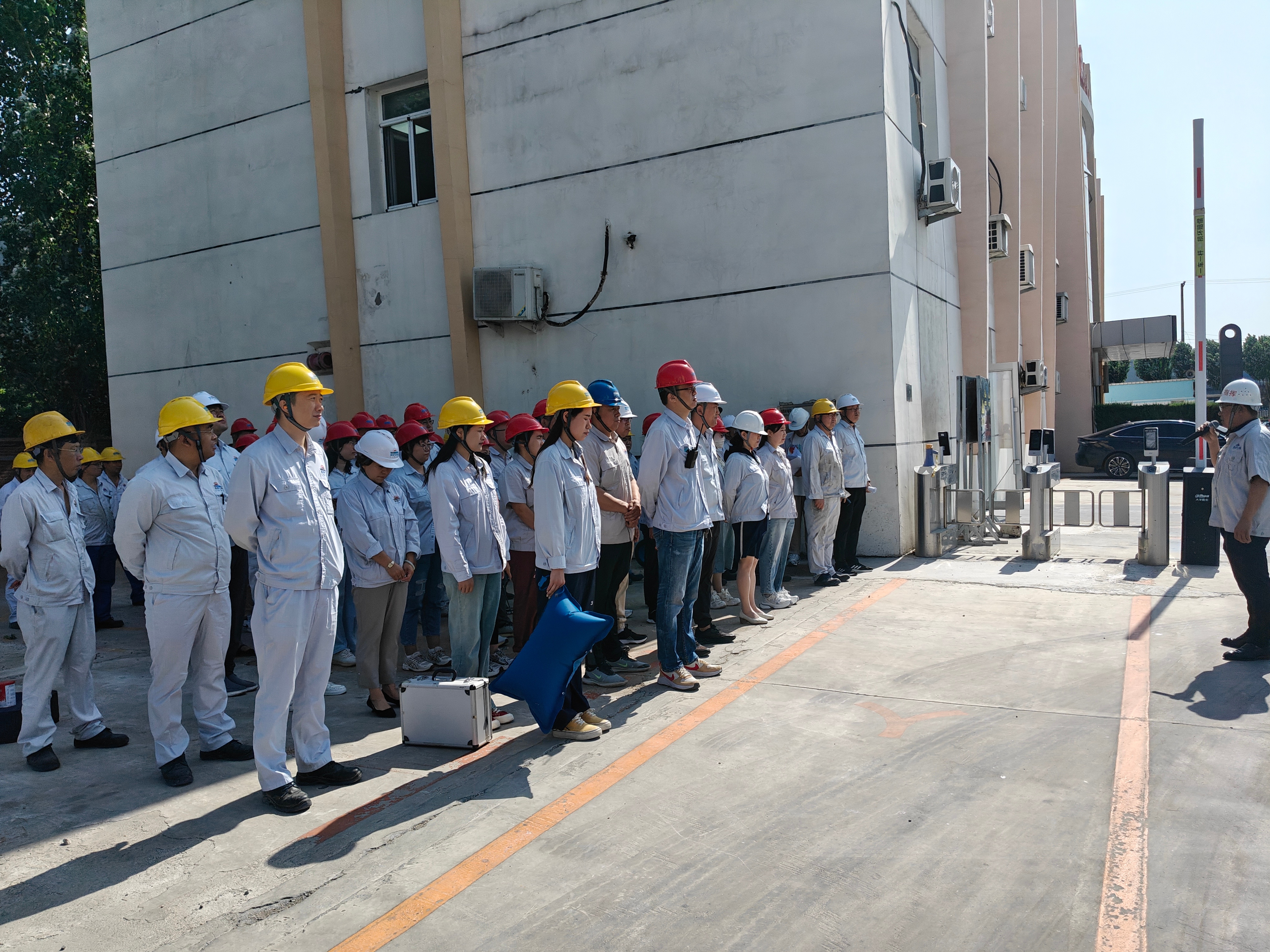 黎明氣體集團(tuán)沈陽(yáng)洪生公司成功舉行2025年度安全生產(chǎn)應(yīng)急演練